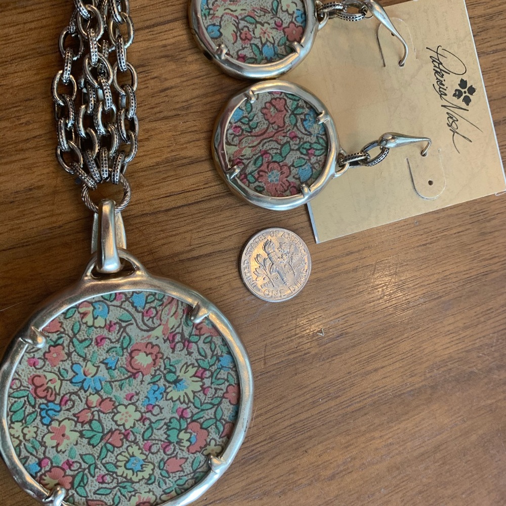 Patricia Nash Wildflower jewelry set - Picture 6 of 6